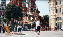 Kate Voynova longboard dance por la calles moscovitas destacada